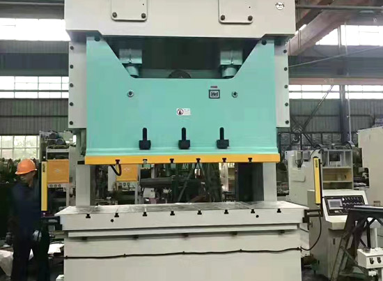 具有專業的技術水平（píng）和檢測工具